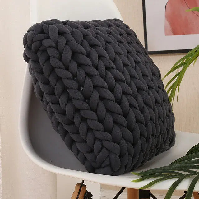 Che'Tara Handmade Wool Pillow Che'Tara