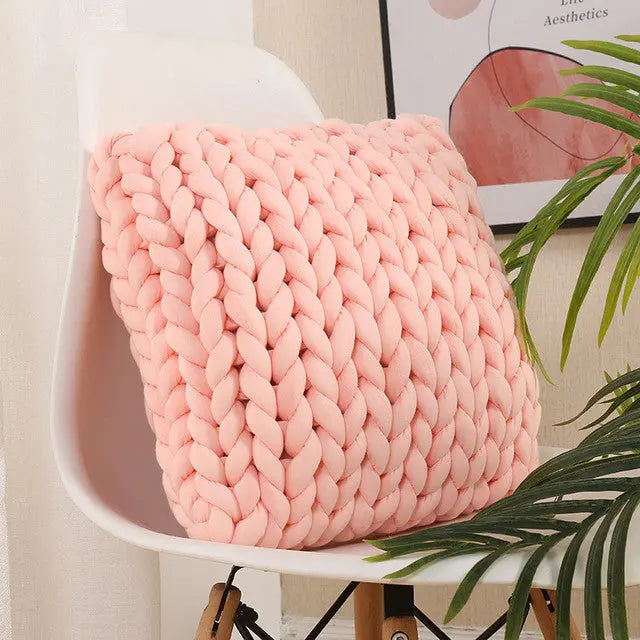 Che'Tara Handmade Wool Pillow Che'Tara