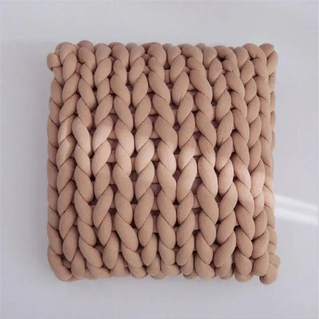 Che'Tara Handmade Wool Pillow Che'Tara