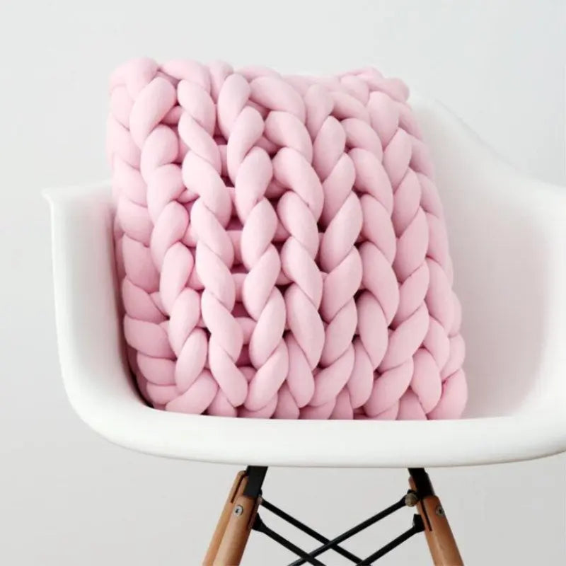 Che'Tara Handmade Wool Pillow Che'Tara