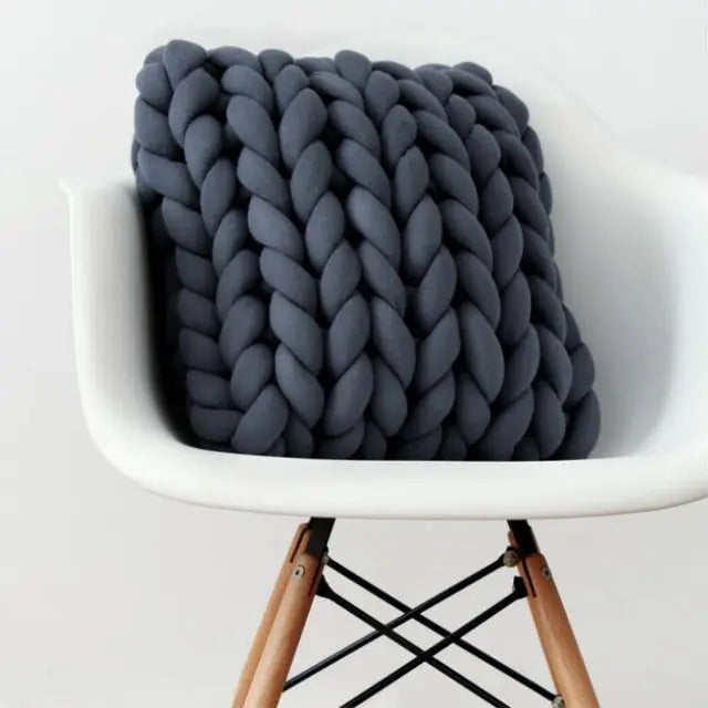 Che'Tara Handmade Wool Pillow Che'Tara